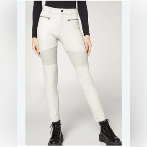 Elegant Women's Cream Skinny Pants